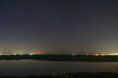 Часть млечного пути. полярный день наступает