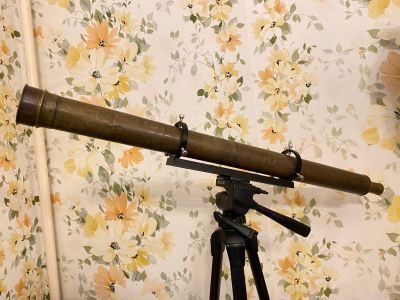 Условное название "Телескоп Рефрактор 19В".