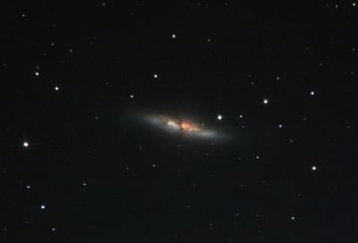 M82 галактика Сигара