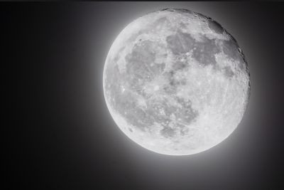 Moon — Луна