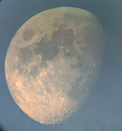 Daytime Moon today, March 28, 2026. - Astrophotography