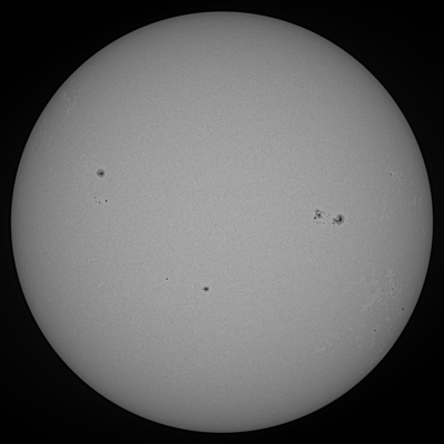 Активное Солнце с группами пятен 02 августа 2025 года