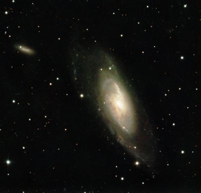 M  106