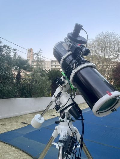 Skywatch 150/750 pds from Marseille