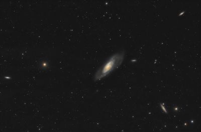 M106