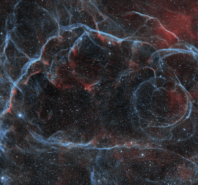 Остаток сверхновой в Парусах и рассеянные скопления NGC 2645 и NGC 2659