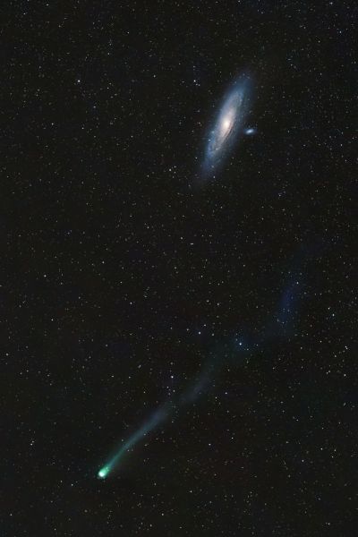 Галактика Андромеды M 31 и комета 12P/Понса-Брукса