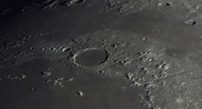 Луна, Платон, море Холода, Альпийская долина