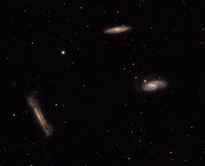 Триплет Льва (M 65, M 66, NGC 3628)