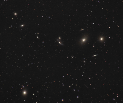 Цепочка Маркаряна и m87