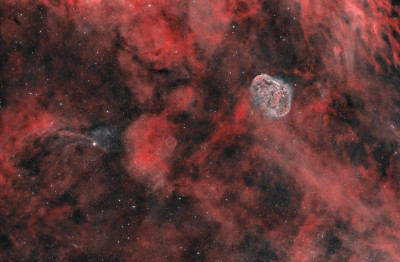 The Crescent Nebula (NGC 6888) and the planetary nebula Soap Bubble (PN G75.5+1.7) - Astrophotography