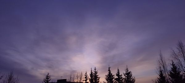 The sky before a hazy dawn - Astrophotography