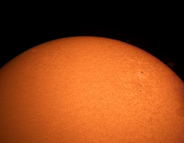 Водородное Солнце. Группа пятен. 11.03.2022 - астрофотография