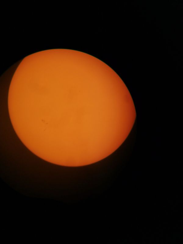Обширное пятно на Солнце - астрофотография