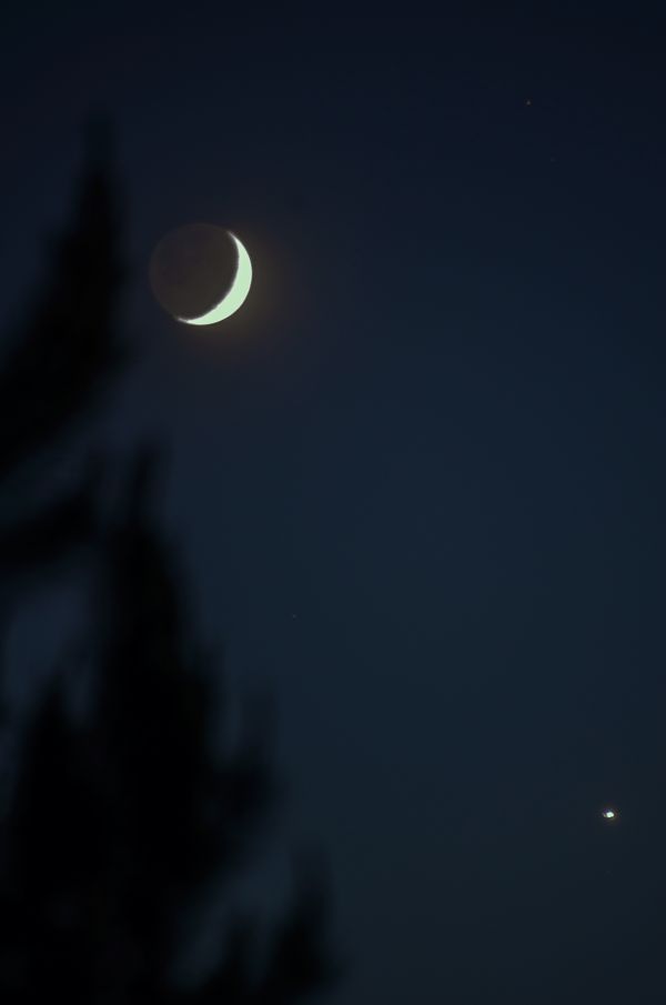 Луна и Венера - астрофотография