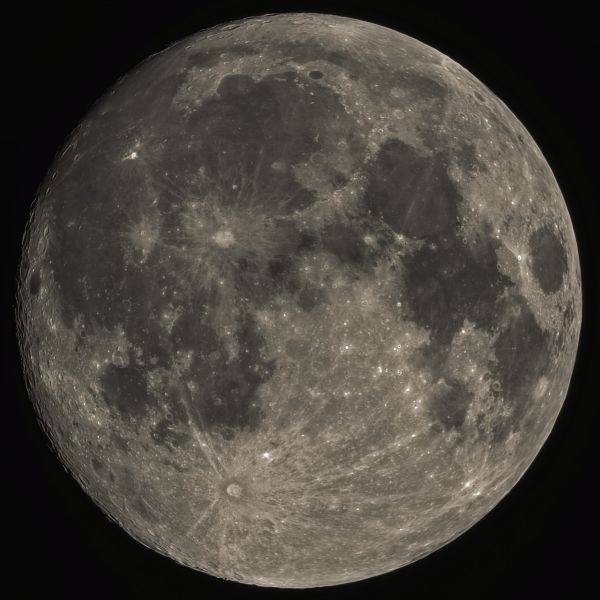 Предновогодняя Луна - астрофотография