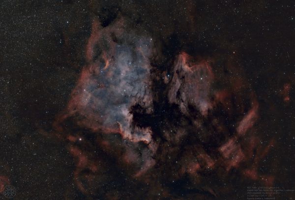 NGC 7000 (North America Nebula);  IC 5070 (Pelican Nebula) - астрофотография
