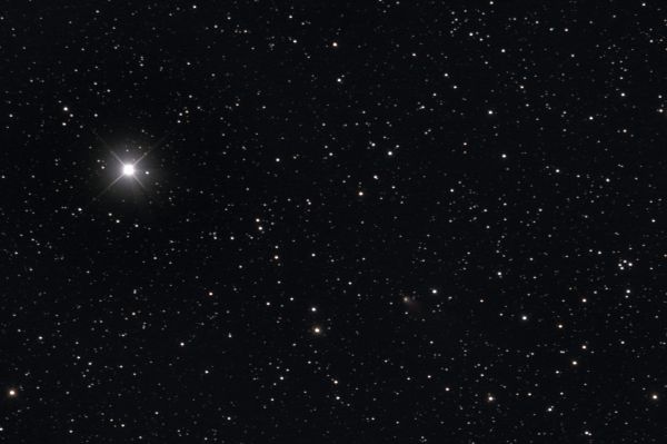 260P/McNaught (11,6m) и звезда Тета Персея (4,1m) - астрофотография