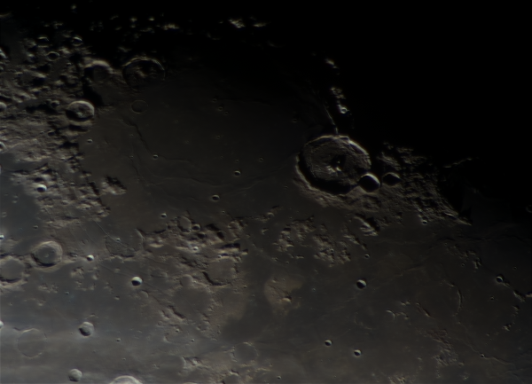 Луна 200502, кратер Гассенди - астрофотография