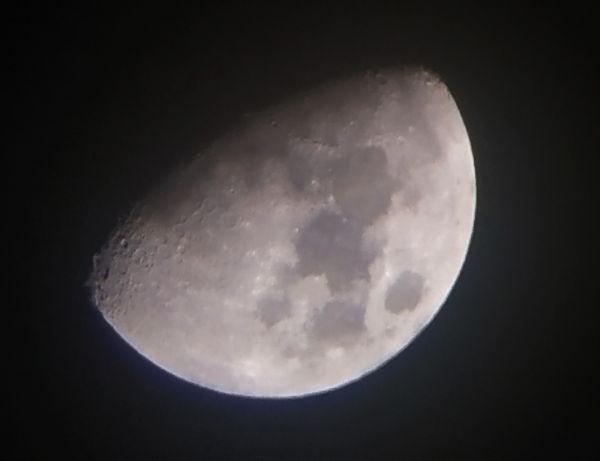 ЛУНА - 12.01.22 - астрофотография