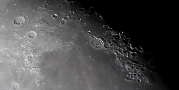 Регион ударного кратера Посидоний. - астрофотография