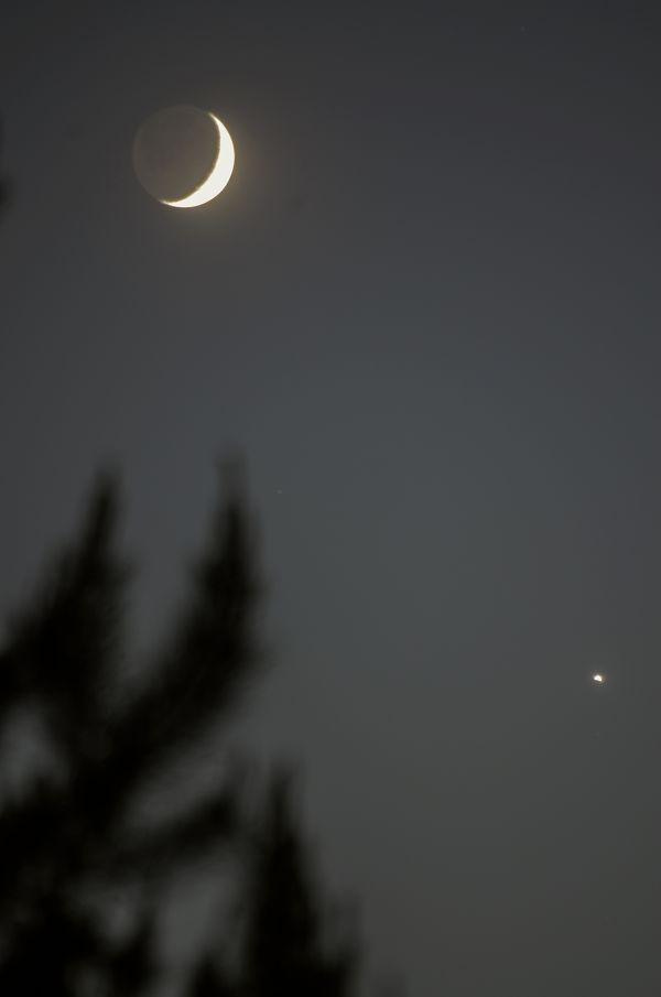 Луна и Венера - астрофотография
