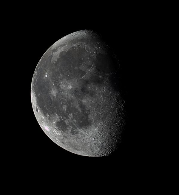Июльская Луна - астрофотография
