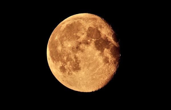 Красная Луна - астрофотография