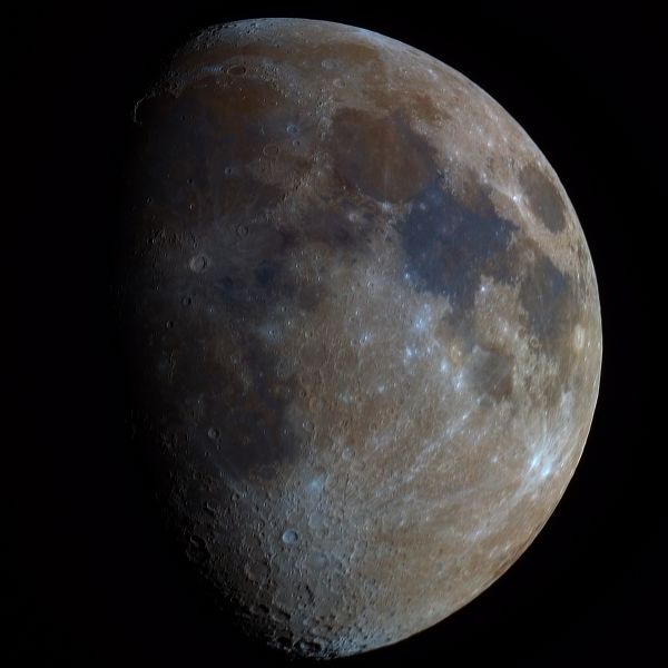 Луна 22 апреля - астрофотография