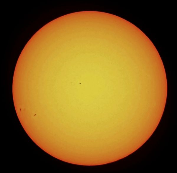 The Sun on the day of the Summer Solstice at 11:44. - Astrophotography