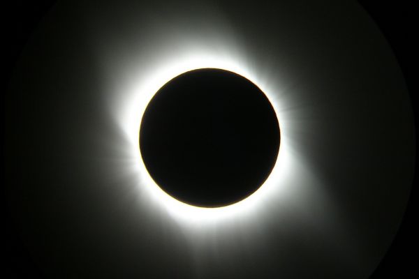 Полное солнечное затмение 2008г. - астрофотография