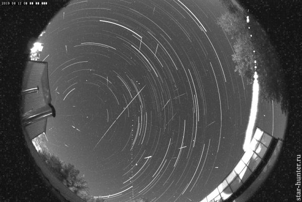 Perseid meteor shower, August 12, 2019 00:32-02:40 (UTC +3) - астрофотография