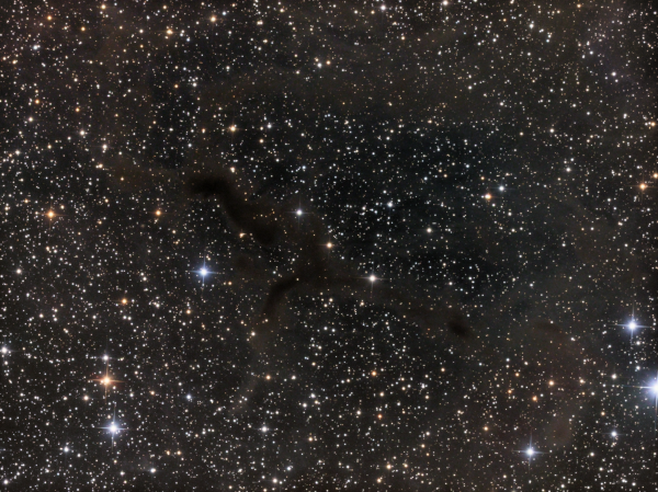 LBN 603 LRGB  - астрофотография