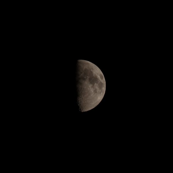 Луна - 59% - астрофотография