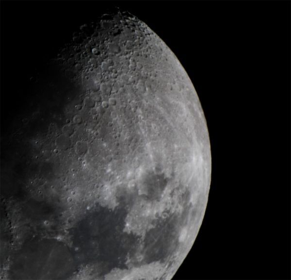 Луна, одиночный кадр - астрофотография