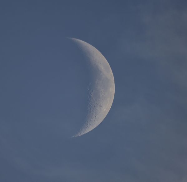 Дневная луна-15.06.2021 - астрофотография