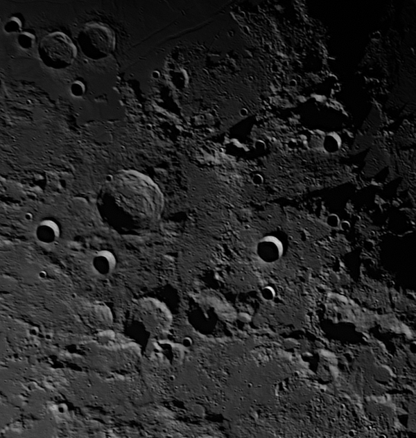 кратер Деламбр - астрофотография