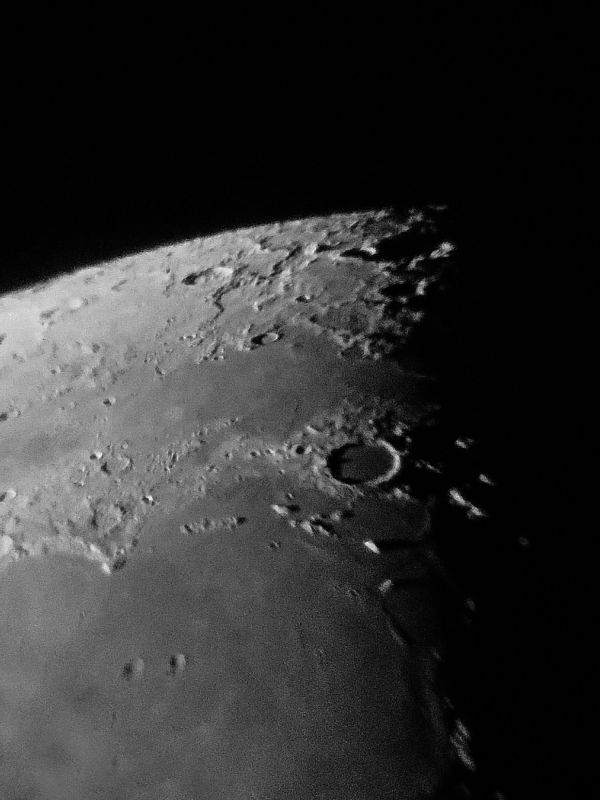 Лунные кратеры 10.10.2020 (1) - астрофотография