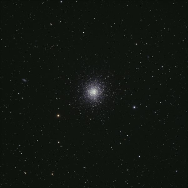 M13 - шаровое скопление в Геркулесе - астрофотография