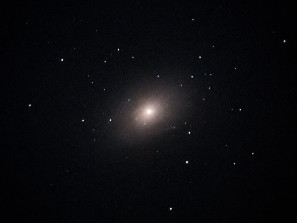 Andromeda Galaxy (M31) RAW stacked - Astrophotography
