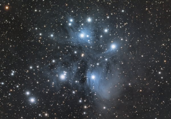 Плеяды (Messier 45) - астрофотография