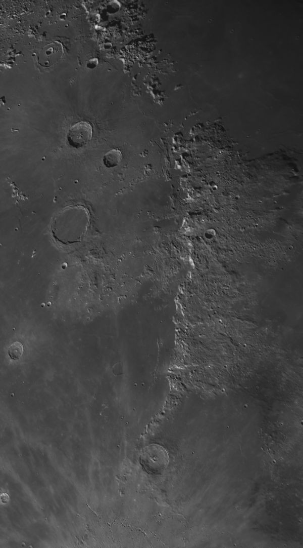 Apennine Mountains - Astrophotography