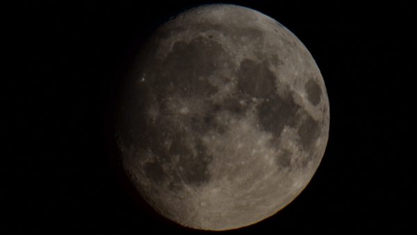 Пролёт самолёта №2 на фоне Луны (Ф=+94% от 30.07.23) - астрофотография