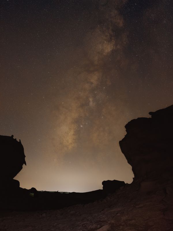 Milky Way and C/2025 R2 (SWAN) - Astrophotography