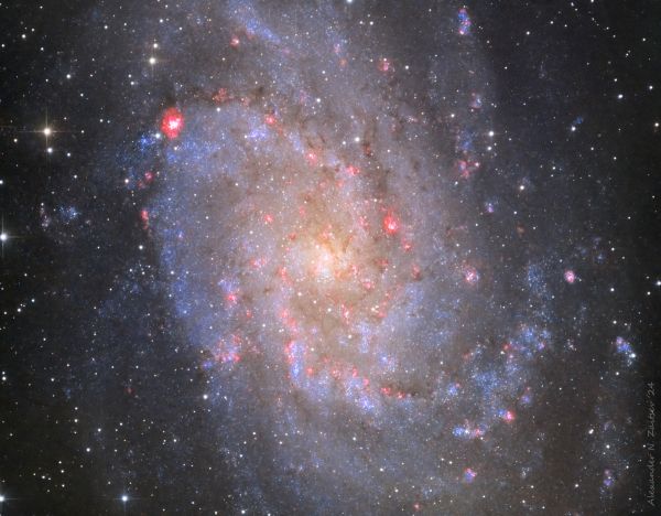 Галактика  М33 в HaLRGB - астрофотография