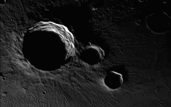Peak in Bullialdus from full shadow. - Astrophotography