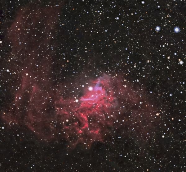 IC 405 Flaming Star Nebula - Astrophotography