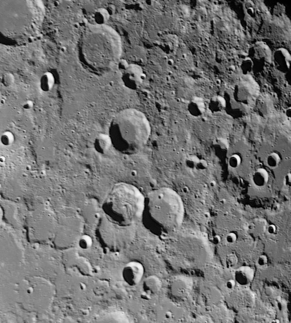 Район кратера Ибн Эзра - астрофотография