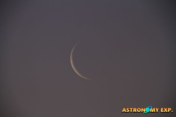 The Moon at 7% phase in the bright morning sky. - Astrophotography