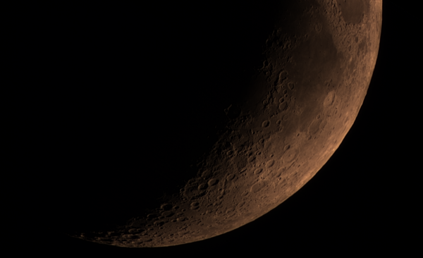 области Луны близ терминатора - астрофотография